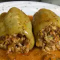 Чушки, пълнени с кайма и ориз