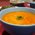 Lean Tomato Soup with Noodles