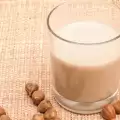 How to Make Hazelnut Milk