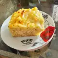 Макарони с яйца и сирене