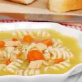 Пилешка супа с макарони