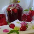 Crvena sangrija od jagoda za sve prilike