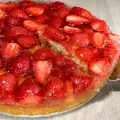 Cake with Strawberries