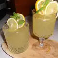 Summer Beverage of Elder, Lemons and Mint