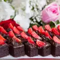 Brownies with Strawberries