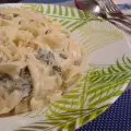 Tagliatelle mit Blauschimmelkäse und Spinat