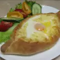 Вкусно хачапури с яйце и кашкавал