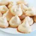 Meringues with Brown Sugar