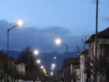 Улиците на Банско светят с LED осветление от ново поколение