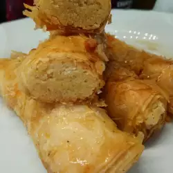 Ukusna i aromatična baklava sa nadevom od mlevenih badema