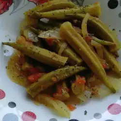 Вкусна бамя яхния по гръцки