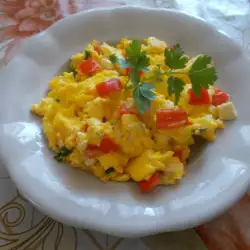 Scrambled Eggs with Red Pepper