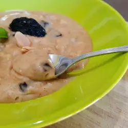 Barley Porridge with Prunes