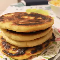 Bazlama esponjoso (pan turco a la sartén)