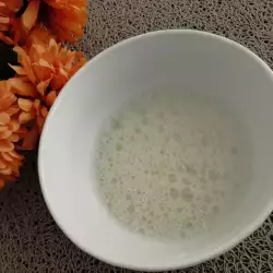 Face Mask with Egg White and Honey