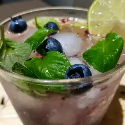 Mojito cu afine, fără alcool