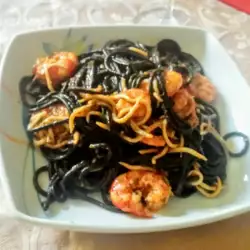 Schwarze Spaghetti mit Meeresfrüchten