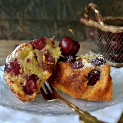 Mini pastelito de cerezas y ricotta