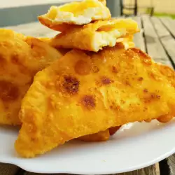 Chebureki cu urdă