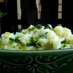 Puré de patatas irlandés (Colcannon)