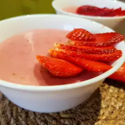 Gluten-Free Cream with Strawberries