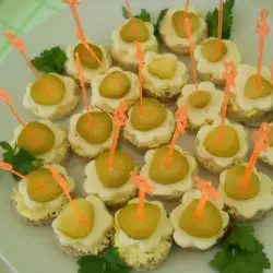 Party Bites with Yellow Cheese and Pickles