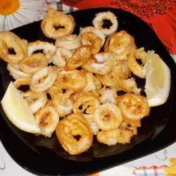 Calamari în panadă crocantă