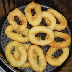 Calamari prăjiți în friteuza cu aer