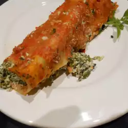 Gefüllte Cannelloni mit Ricotta und Babyspinat