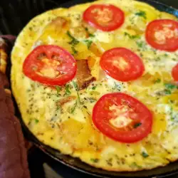 Frittata mit Kartoffeln und Tomate