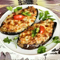 Stuffed Eggplant with Minced Meat and Cheese