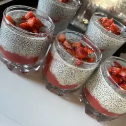 Dairy Dessert with Chia and Strawberries