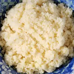 Couscous with Feta Cheese and Sauce