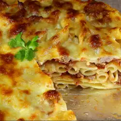 Macaroni and Minced Meat Cake