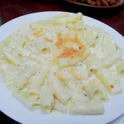 Macaroni with Four Cheese Sauce