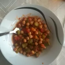 Chickpeas with Tomatoes and Pickles