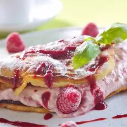 Sweet Omelet with Raspberries