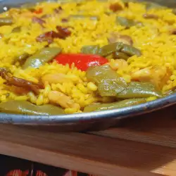 Paella with Chicken and Rabbit Meat