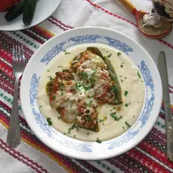 Stuffed Peppers in Yoghurt Sauce