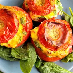 Stuffed Tomatoes with Eggs and Spinach