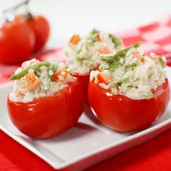 Stuffed Tomatoes with Asparagus, Cheese and Fish