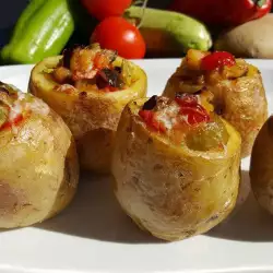 Patatas rellenas con verduras