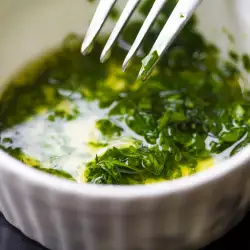 Parsley Dressing with Garlic