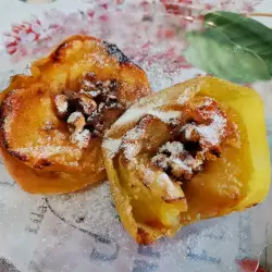 Baked Apples with Walnuts and Cinnamon