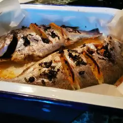 Dorada al horno al estilo mediterráneo