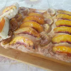 Sweet Pizza with Peaches and Figs