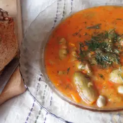 Яхния от бакла с лук и моркови