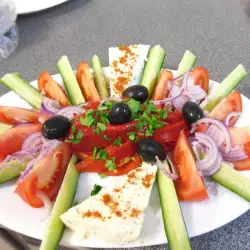 Poređana šopska salata za dvoje