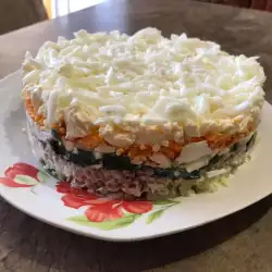 Ređana slana torta sa ribom