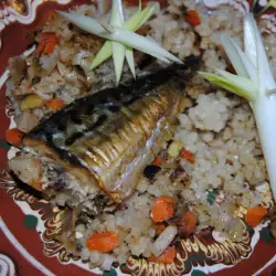 Рибник със скумрия, ориз и кисело зеле